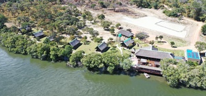 OLD PALM TREE SAFARI CHILL OUT WEEKEND FOR 2 PEOPLE @ K3,500/Night 